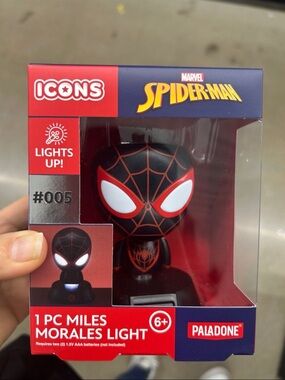 NWT Marvel Spiderman miles moral light
